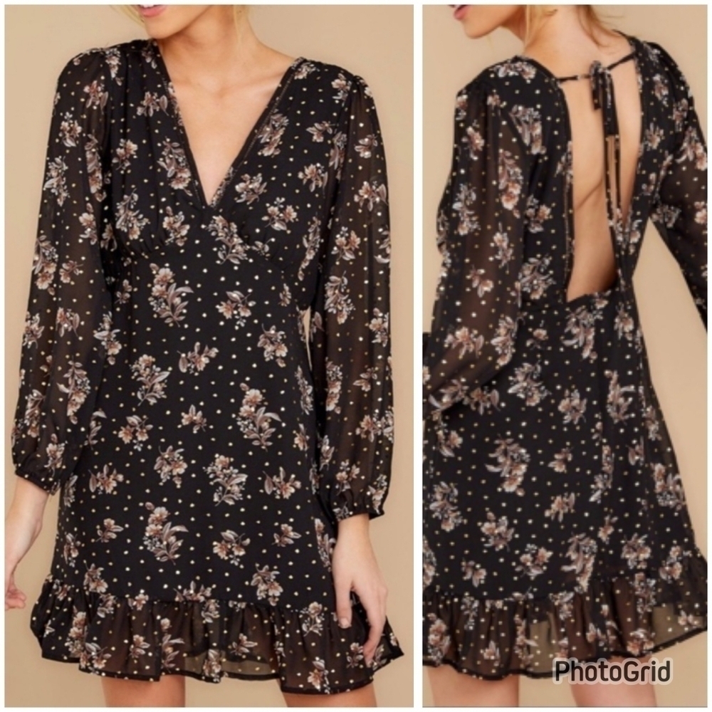 ILLA ILLA MINI DRESS - STATEMENT BACK- SIZE SMALL -  EUC - LIKE NEW!